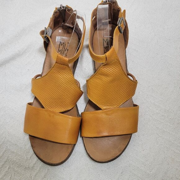 Miz Mooz Mari Yellow Ochre Sandal Back Zip Ankle Strap Size 42W 11 Wide Portugal - Picture 2 of 16